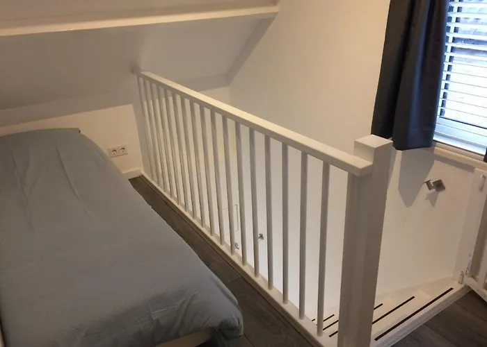 Zomerhuis Zuid 1 بيت للعطل إغموند آن زي